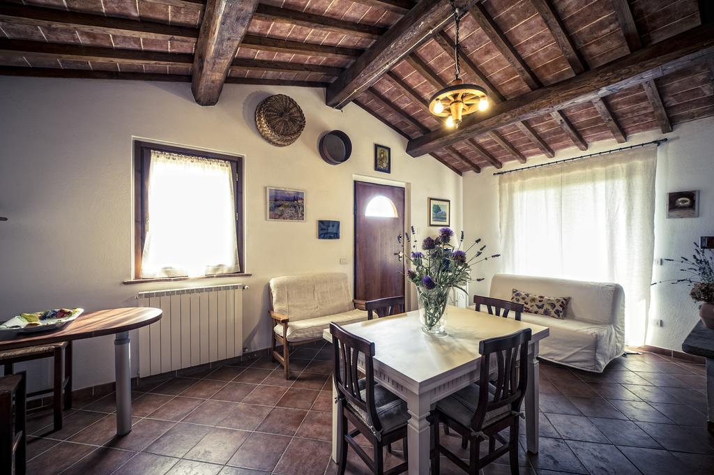 Agriturismo I Roseti Montepulciano Exterior photo